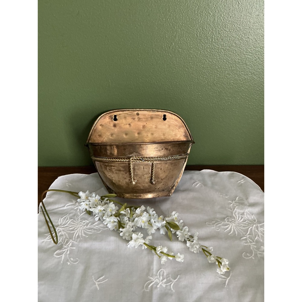 Vintage Hammered Brass Wall Pocket Planter Hanging Flower Pot Rustic Decor